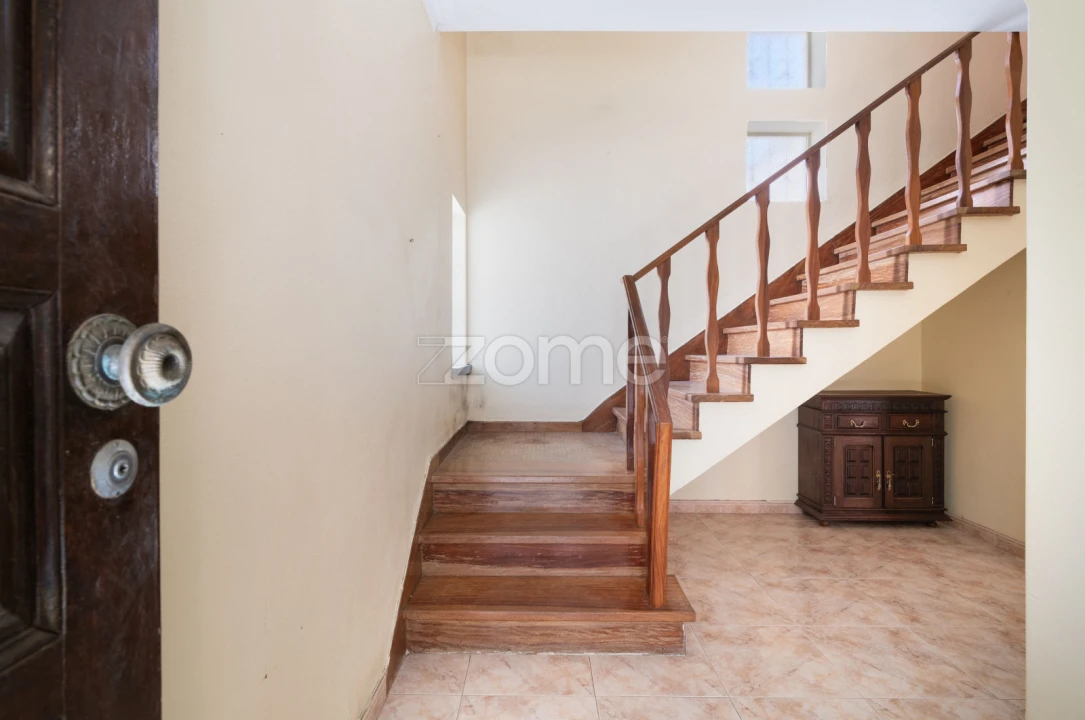 Moradia T5 para Venda em Alcabideche Foto 6