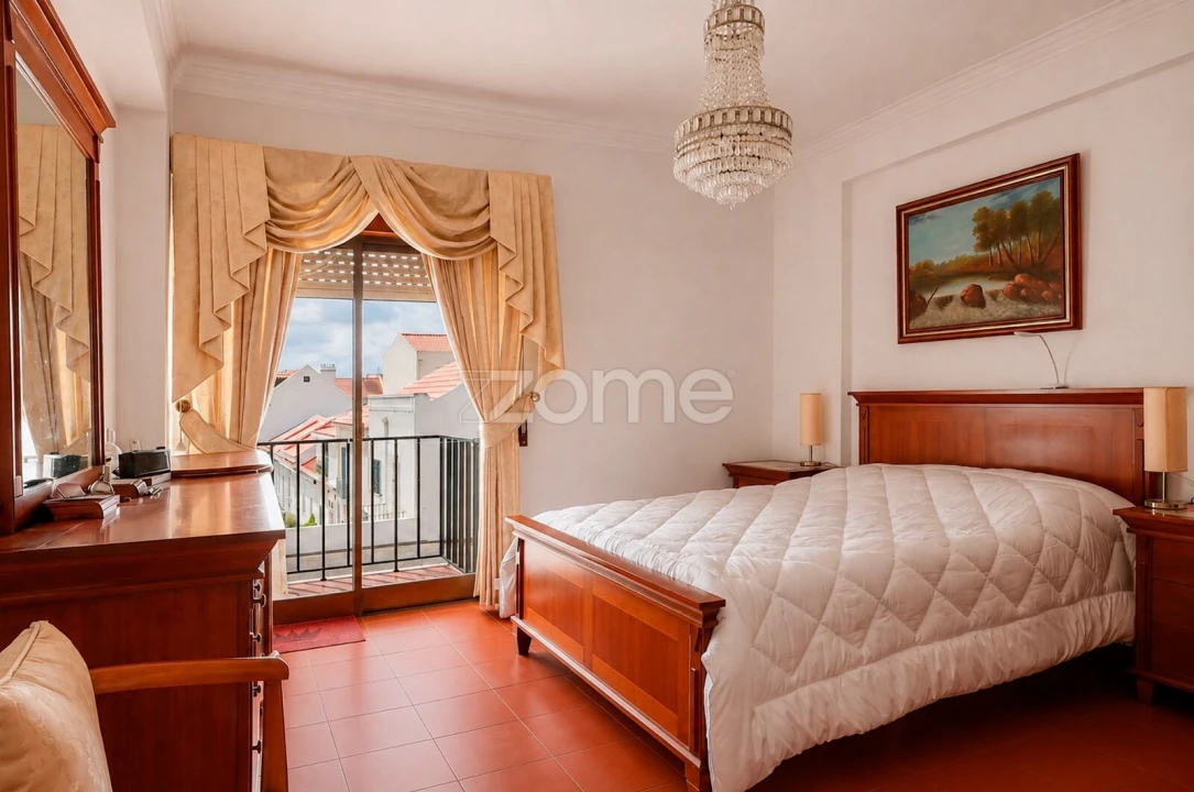 Apartamento T6 para Venda em Carcavelos e Parede Foto 8