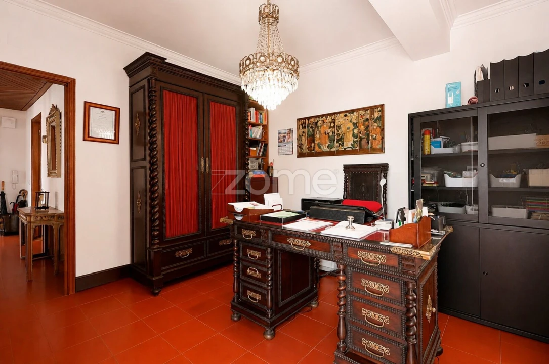 Apartamento T6 para Venda em Carcavelos e Parede Foto 7