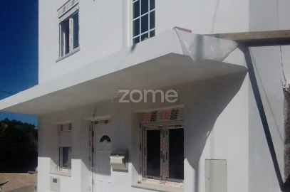 Moradia T3 para Venda em Souselas e Botão