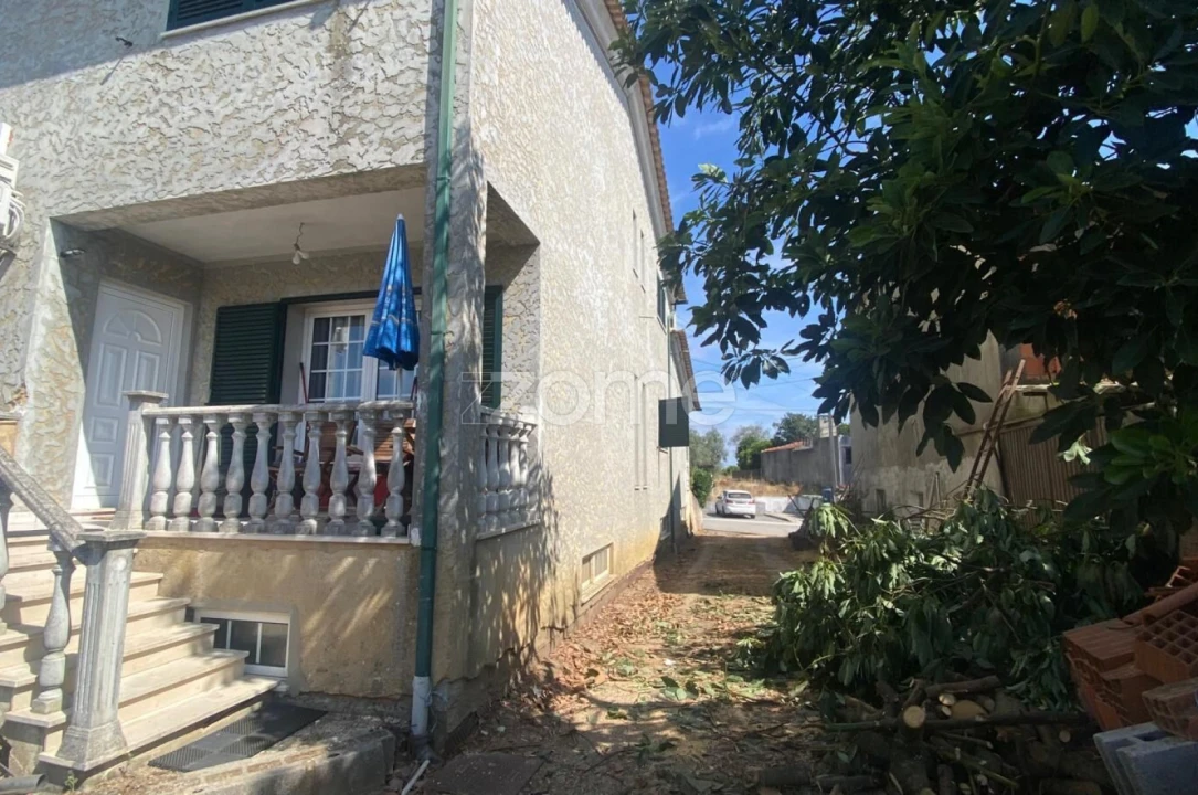 Moradia T3 para Venda em Amoreira da Gândara, Paredes do Bairro e Ancas Foto 6