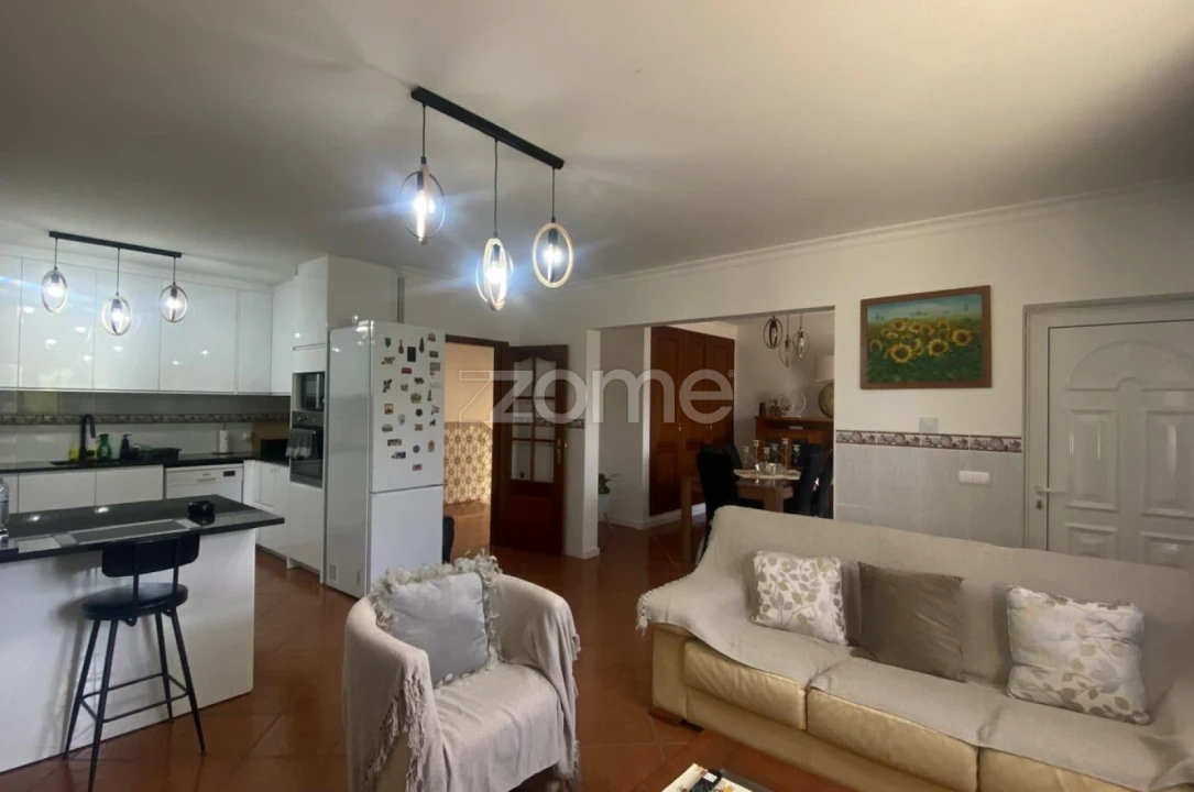 Moradia T3 para Venda em Amoreira da Gândara, Paredes do Bairro e Ancas Foto 11