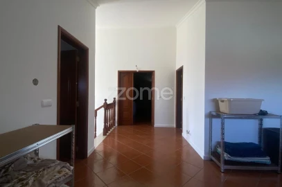 Moradia T3 para Venda em Amoreira da Gândara, Paredes do Bairro e Ancas