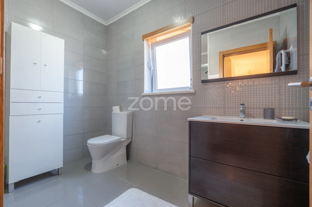 Apartamento T2 para Venda em Santa Clara e Castelo Viegas Foto 3
