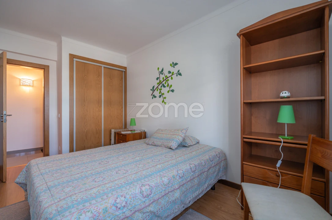 Apartamento T2 para Venda em Santa Clara e Castelo Viegas Foto 4