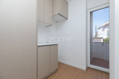 Apartamento T3 para Venda em Eiras e São Paulo de Frades