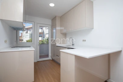 Apartamento T3 para Venda em Eiras e São Paulo de Frades