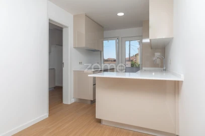 Apartamento T3 para Venda em Eiras e São Paulo de Frades