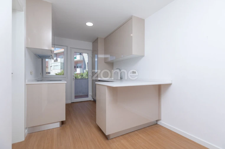 Apartamento T3 para Venda em Eiras e São Paulo de Frades Foto 3