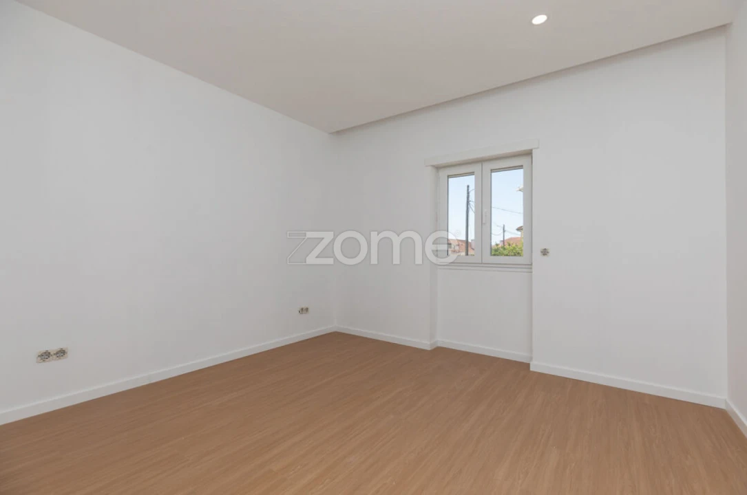 Apartamento T3 para Venda em Eiras e São Paulo de Frades Foto 23