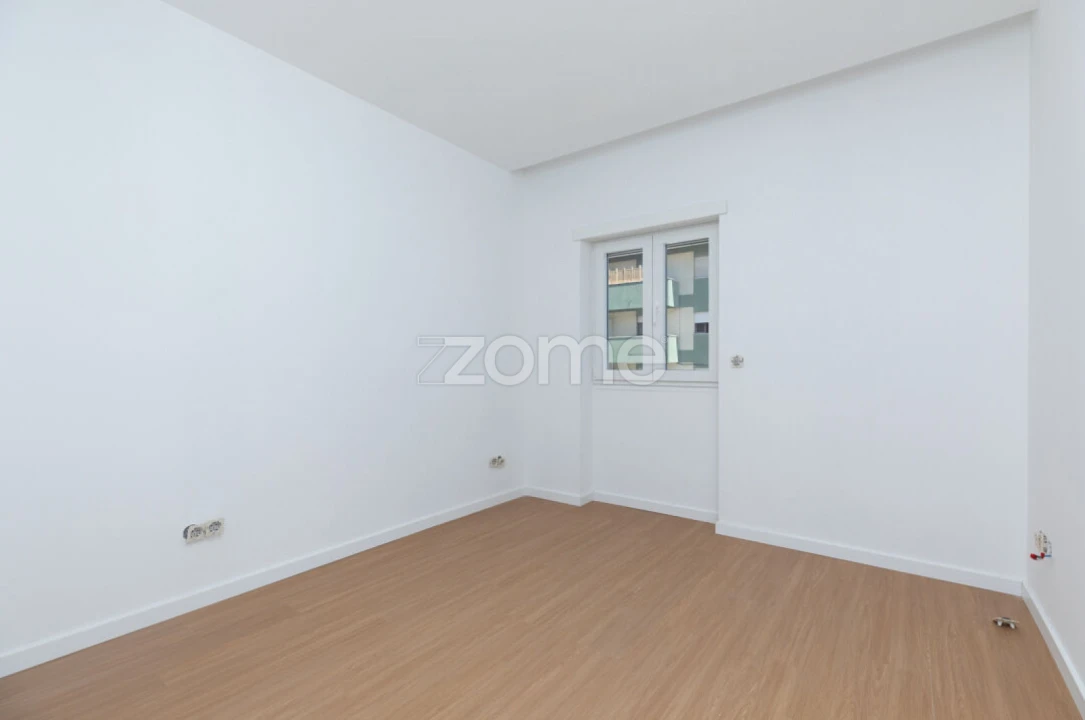 Apartamento T3 para Venda em Eiras e São Paulo de Frades Foto 26