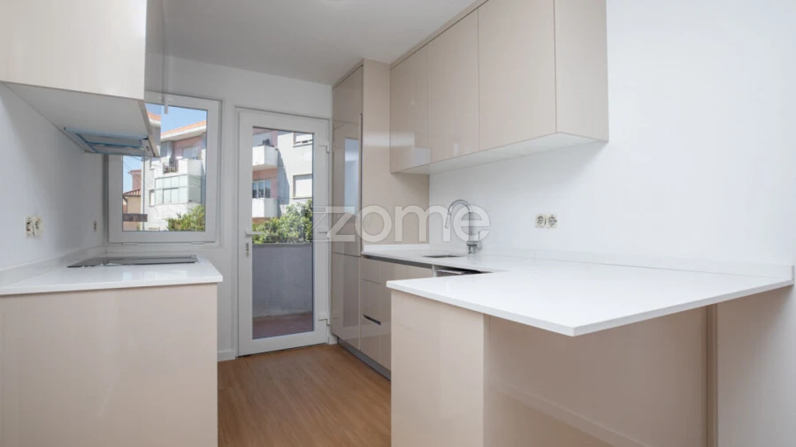 Apartamento T3 para Venda em Eiras e São Paulo de Frades