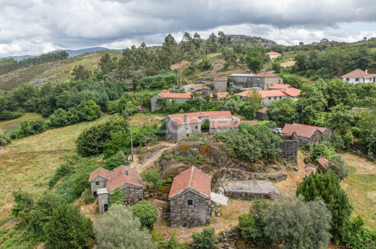 Moradia T3 para Venda em Aboim, Felgueiras, Gontim e Pedraído Foto 6