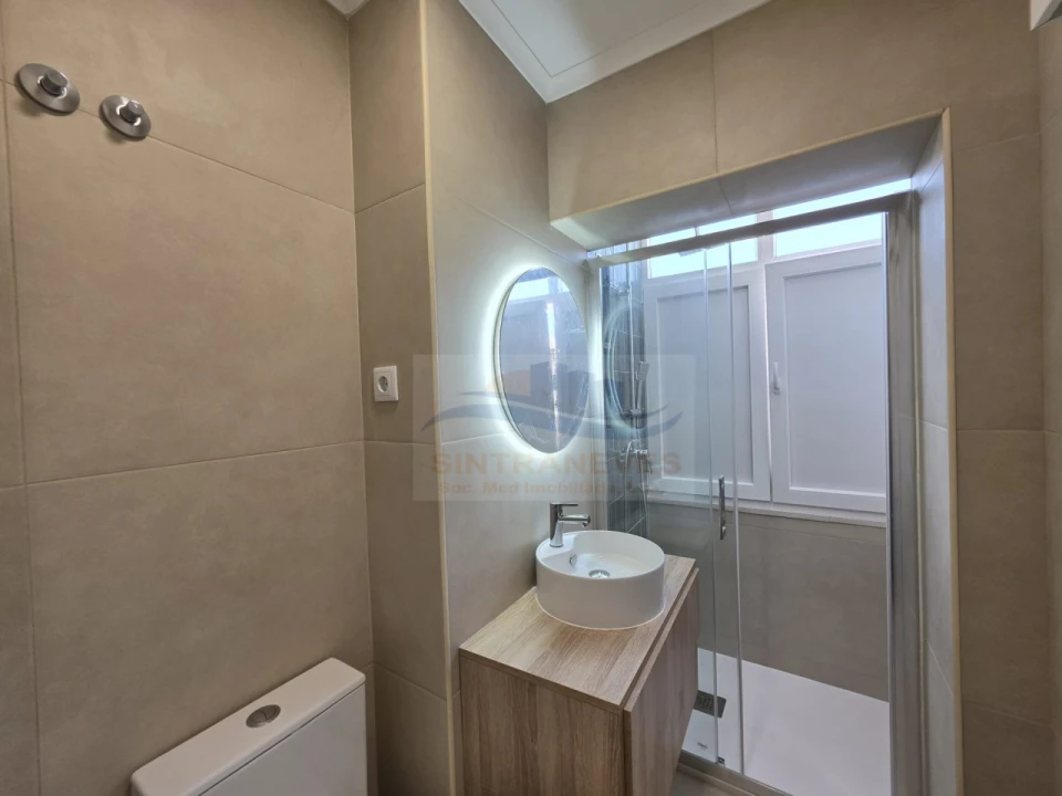 Apartamento T2 para Venda em Mina de Água Foto 1