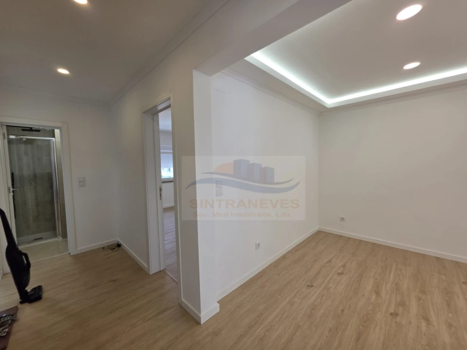 Apartamento T2 para Venda em Mina de Água Foto 10