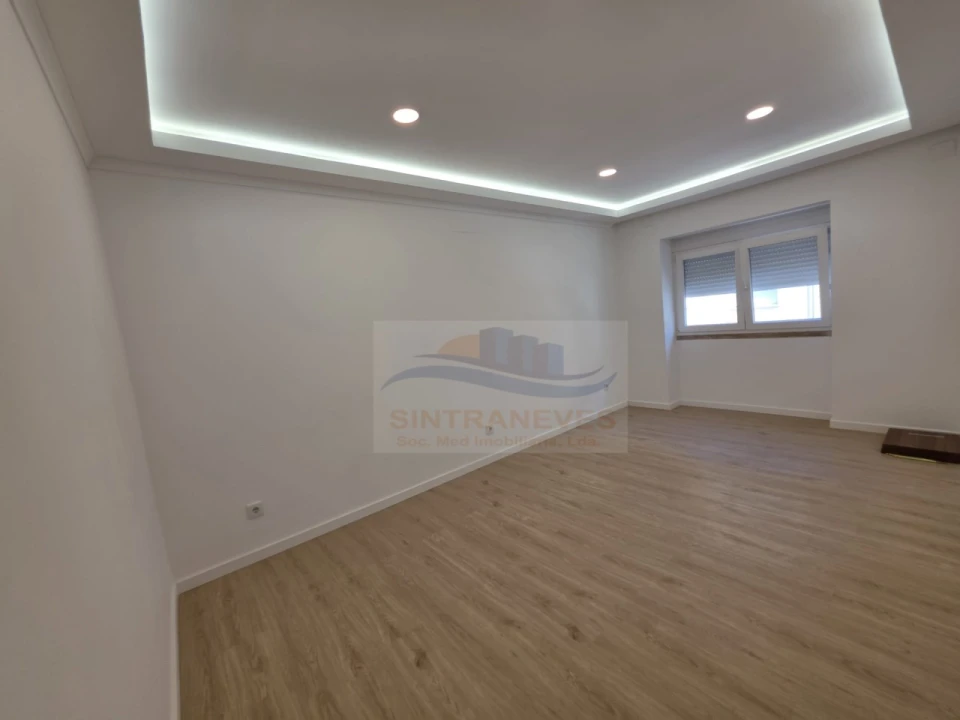 Apartamento T2 para Venda em Mina de Água Foto 15
