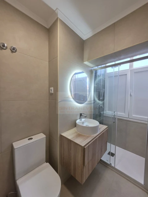 Apartamento T2 para Venda em Mina de Água