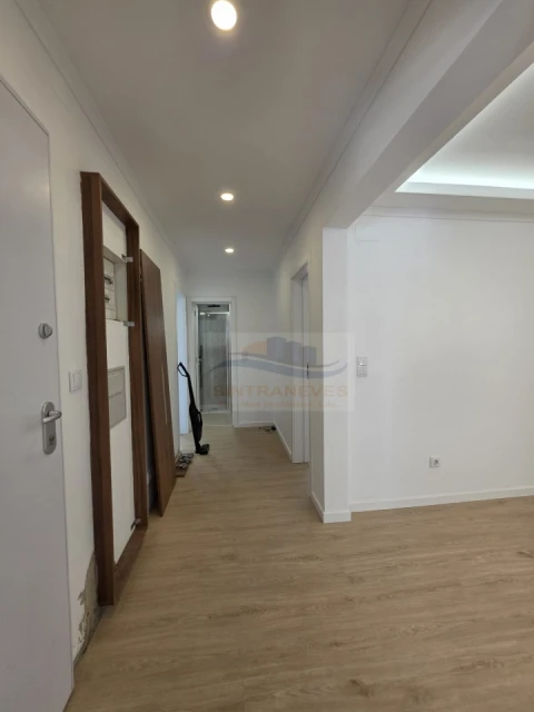 Apartamento T2 para Venda em Mina de Água