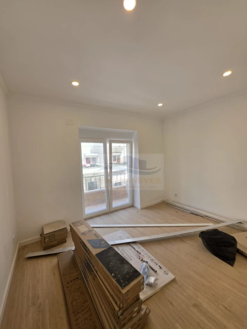 Apartamento T2 para Venda em Mina de Água