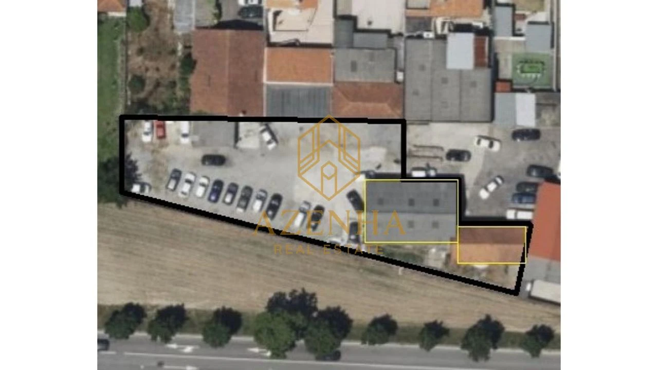 Armazém para Venda em Cidade da Maia Foto 1