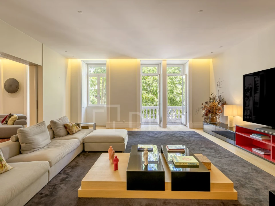 Apartamento T6 para Venda em Santo António Foto 4