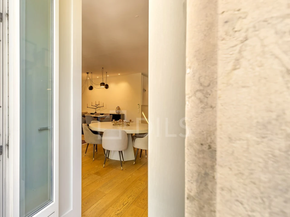 Apartamento T6 para Venda em Santo António Foto 8