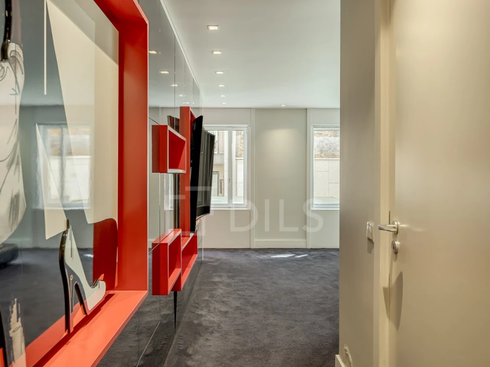 Apartamento T6 para Venda em Santo António Foto 13
