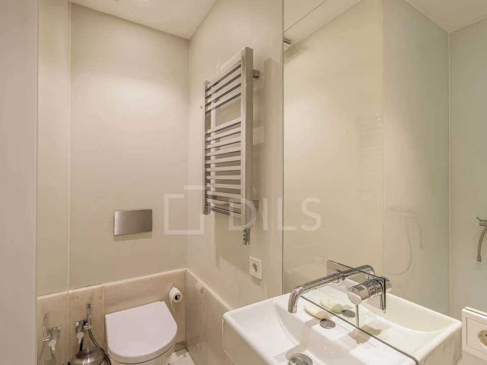 Apartamento T6 para Venda em Santo António Foto 17