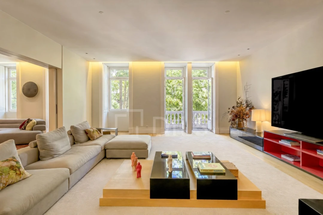 Apartamento T6 para Venda em Santo António Foto 45