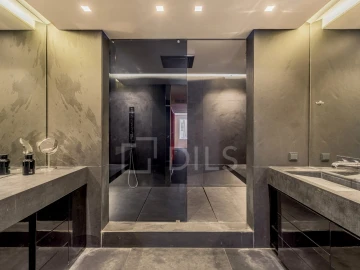 Apartamento T6 para Venda em Santo António