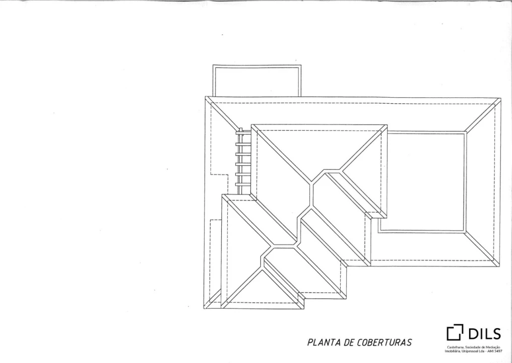 Moradia T5 para Venda em Quarteira Planta 6