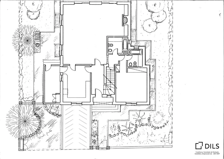 Moradia T5 para Venda em Quarteira Planta 1