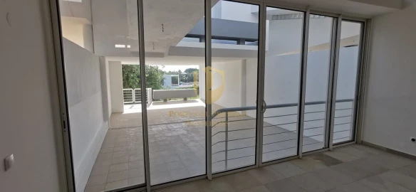 Moradia T2 para Venda em Lagoa e Carvoeiro