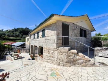 Moradia T3 para Venda em Couto