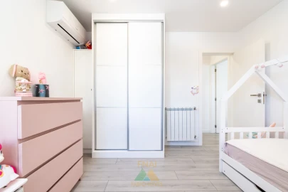 Moradia T3 para Venda em Oleiros