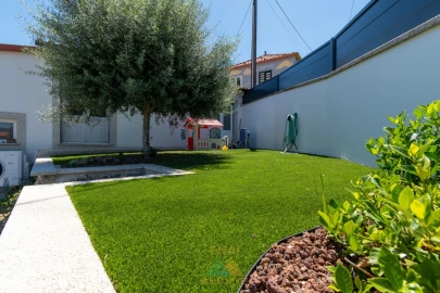 Moradia T3 para Venda em Oleiros