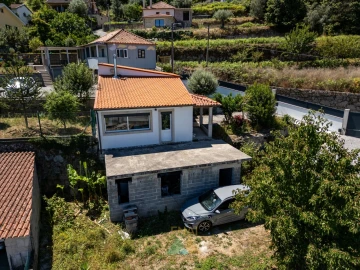 Moradia T3 para Venda em Oleiros