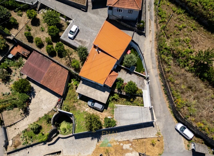 Moradia T3 para Venda em Oleiros Foto 27