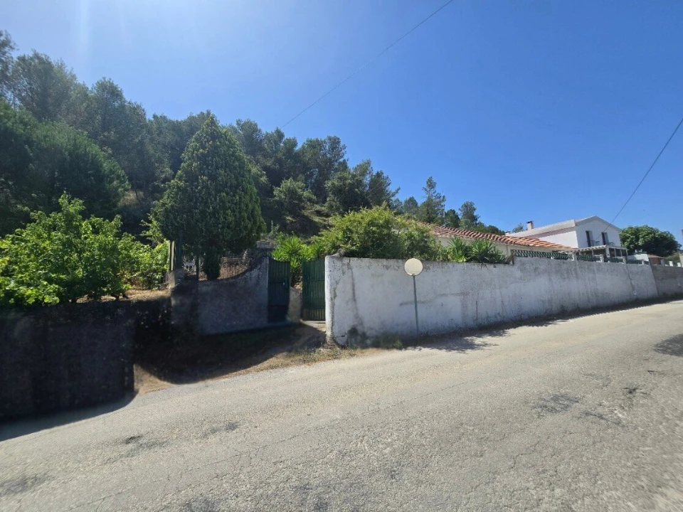 Moradia T2 para Venda em Alhandra, São João dos Montes e Calhandriz Foto 1