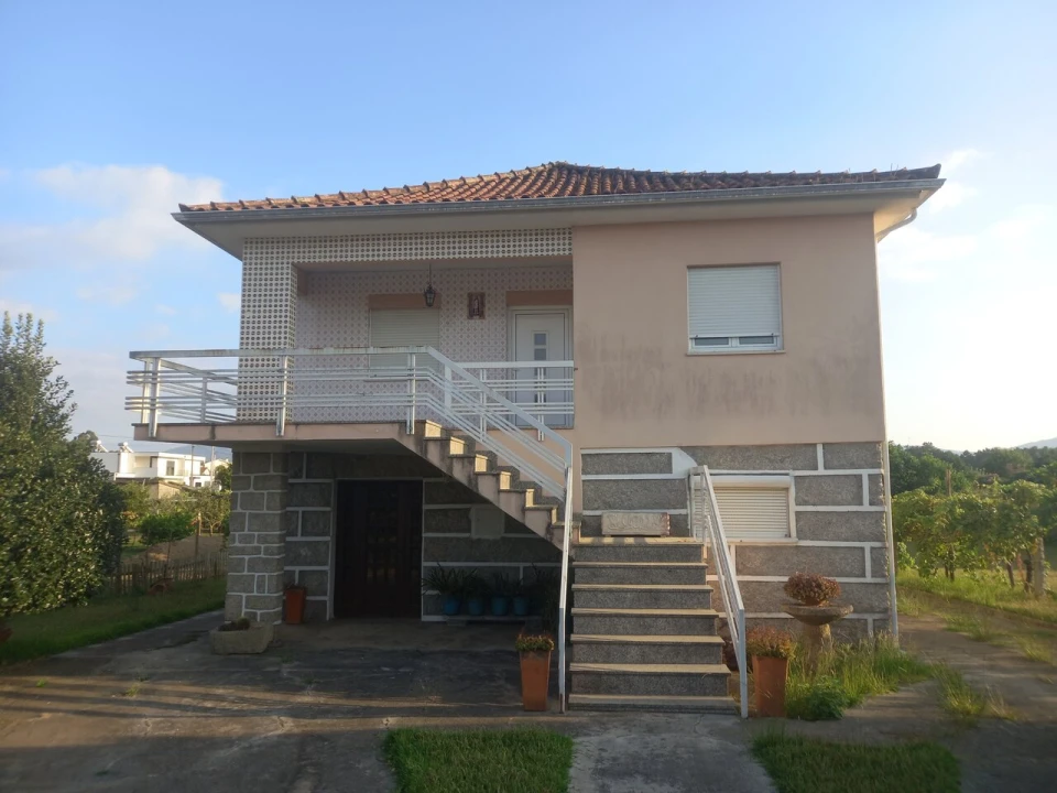Moradia T4 para Venda em Mazedo e Cortes Foto 3
