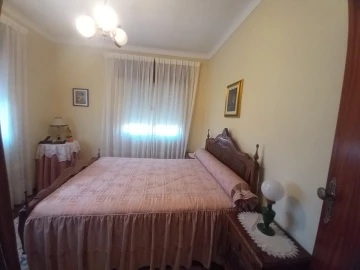 Moradia T4 para Venda em Mazedo e Cortes