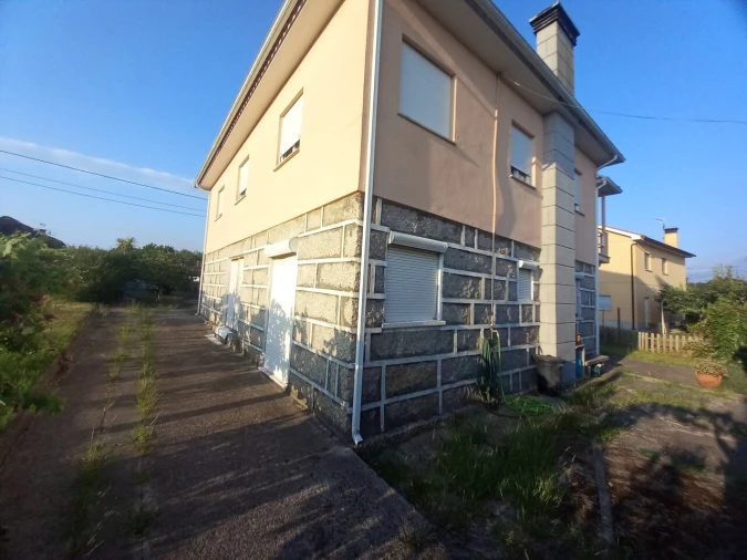 Moradia T4 para Venda em Mazedo e Cortes Foto 9