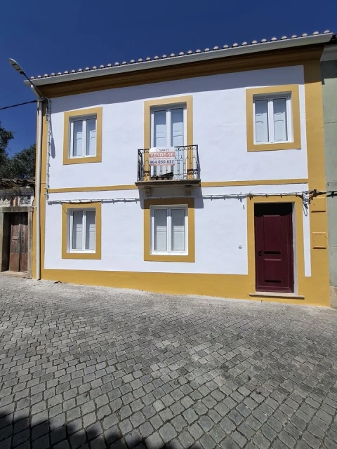 Moradia T4 para Venda em Arez e Amieira do Tejo