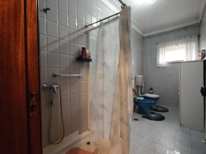 Moradia T5 para Venda em Pussos São Pedro Foto 16