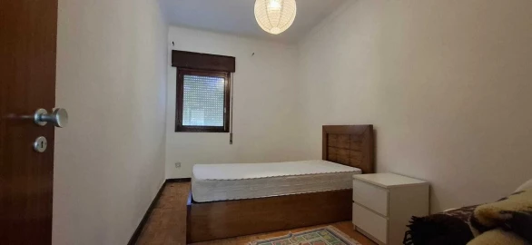 Apartamento T3 para Venda em Castanheira de Pêra e Coentral