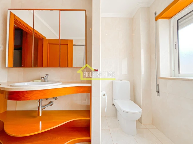 Apartamento T4 para Venda em Tavarede Foto 20