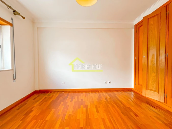 Apartamento T4 para Venda em Tavarede Foto 24