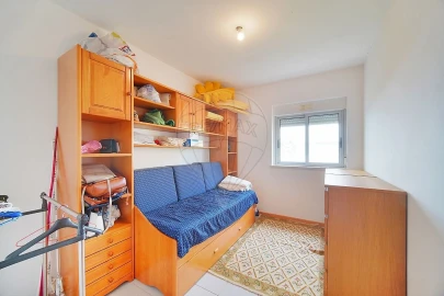 Apartamento T3 para Venda em Oeiras e São Julião da Barra, Paço de Arcos e Caxias