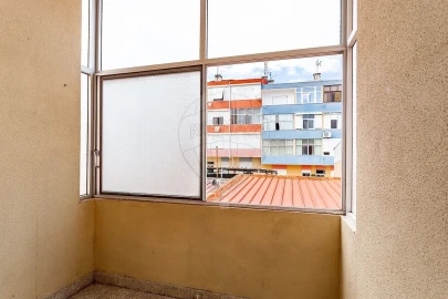 Apartamento T2 para Venda em Castanheira do Ribatejo e Cachoeiras