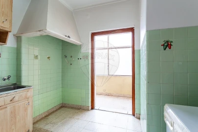 Apartamento T2 para Venda em Castanheira do Ribatejo e Cachoeiras